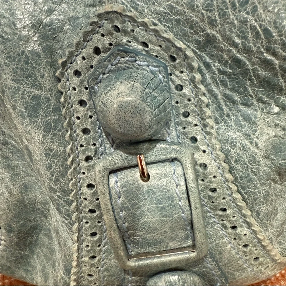 Authentic Balenciaga large bucket bag - Picture 3 of 15